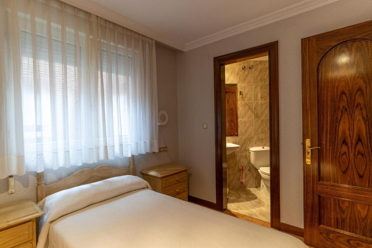 Hotel Rio Cea Puente Almuhey ภายนอก รูปภาพ